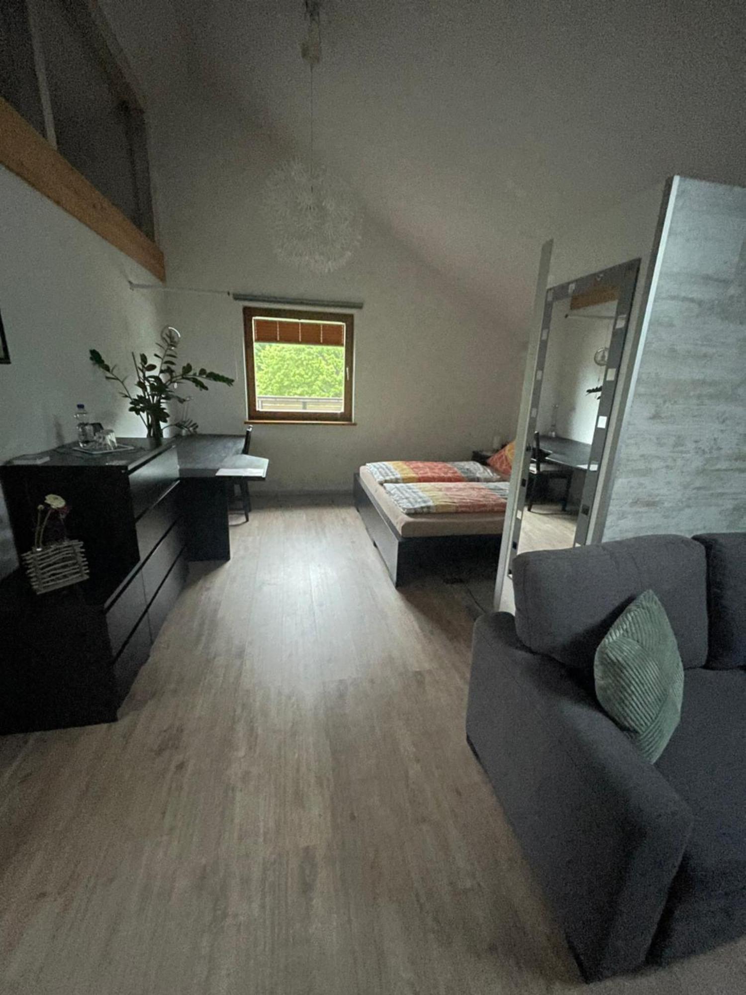 Zimmer In Lautrach מראה חיצוני תמונה